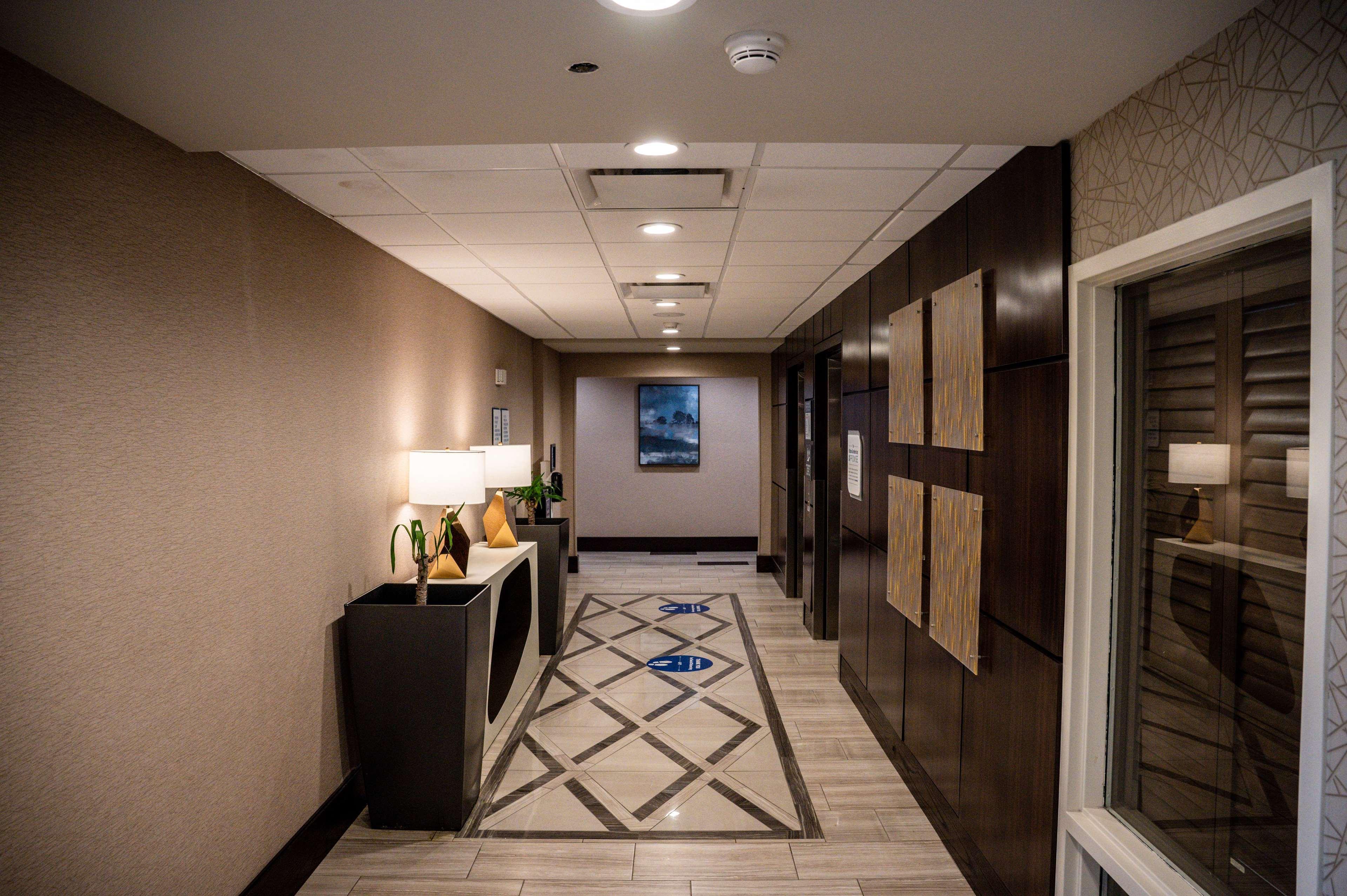 Hilton Garden Inn Fayetteville/Fort Bragg מראה חיצוני תמונה