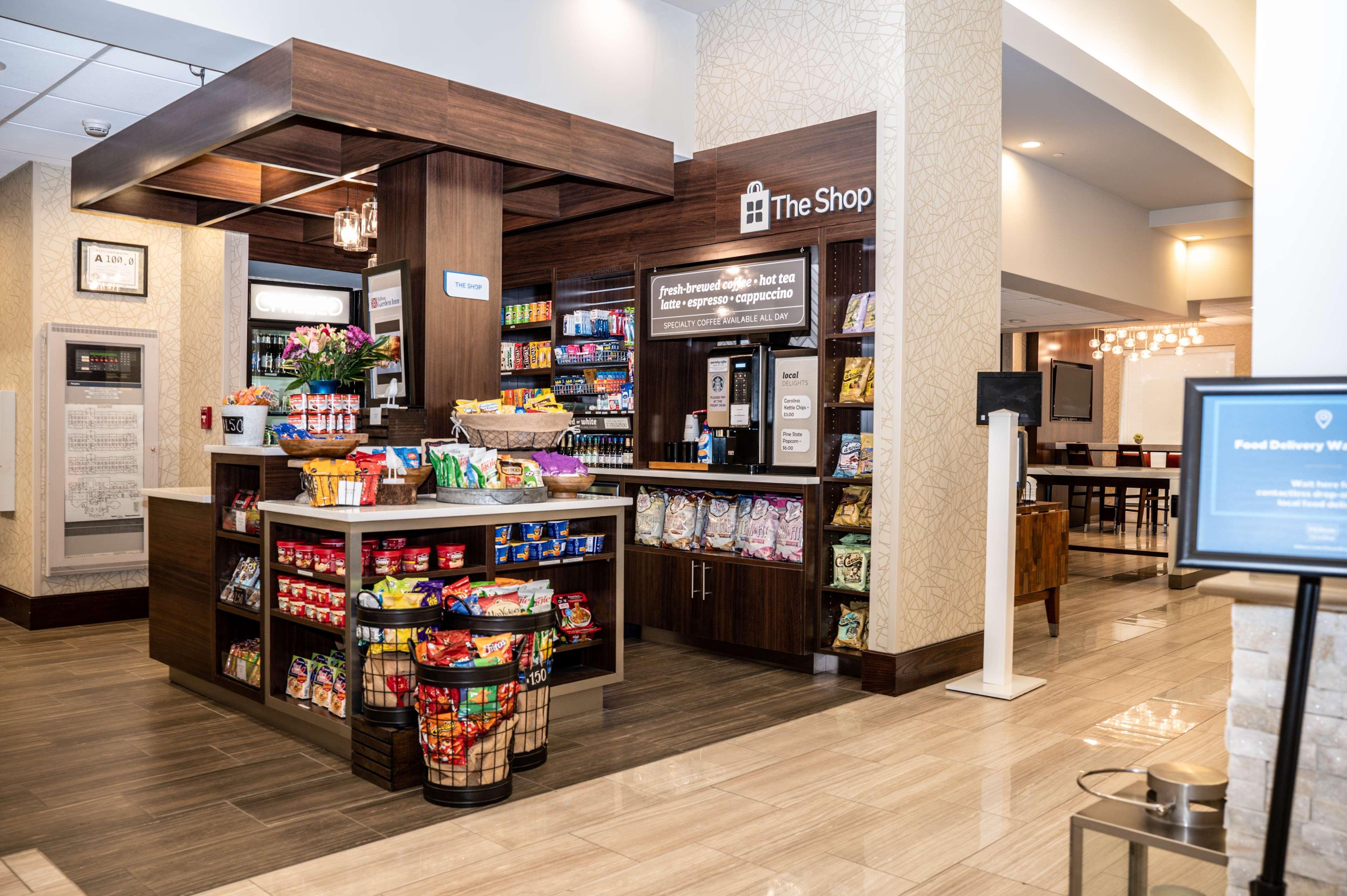 Hilton Garden Inn Fayetteville/Fort Bragg מראה חיצוני תמונה